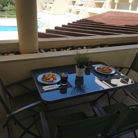 Apartamento T2 Palmeira Gale-Praia Da Gale Guia  Exteriér fotografie