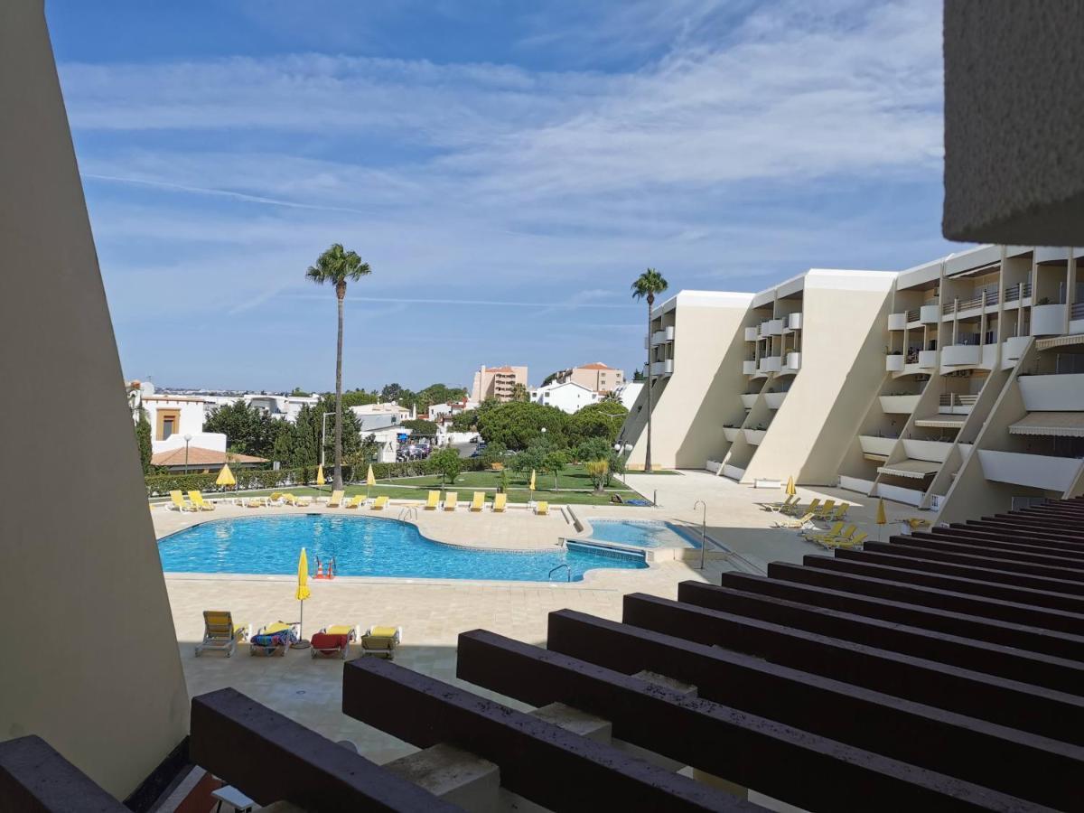 Apartamento T2 Palmeira Gale-Praia Da Gale Guia  Exteriér fotografie