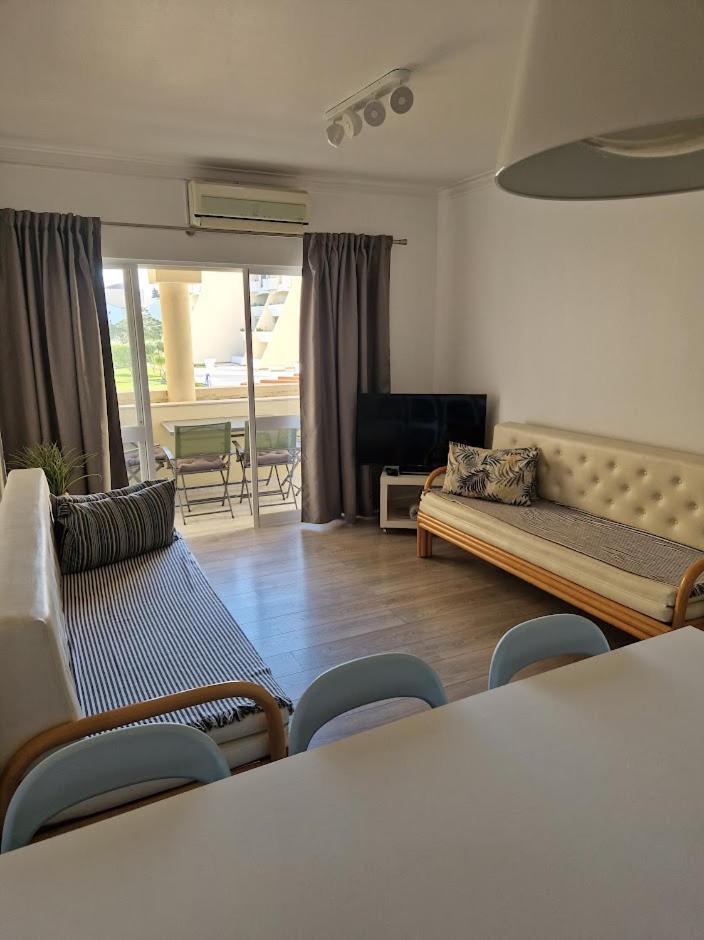 Apartamento T2 Palmeira Gale-Praia Da Gale Guia  Exteriér fotografie