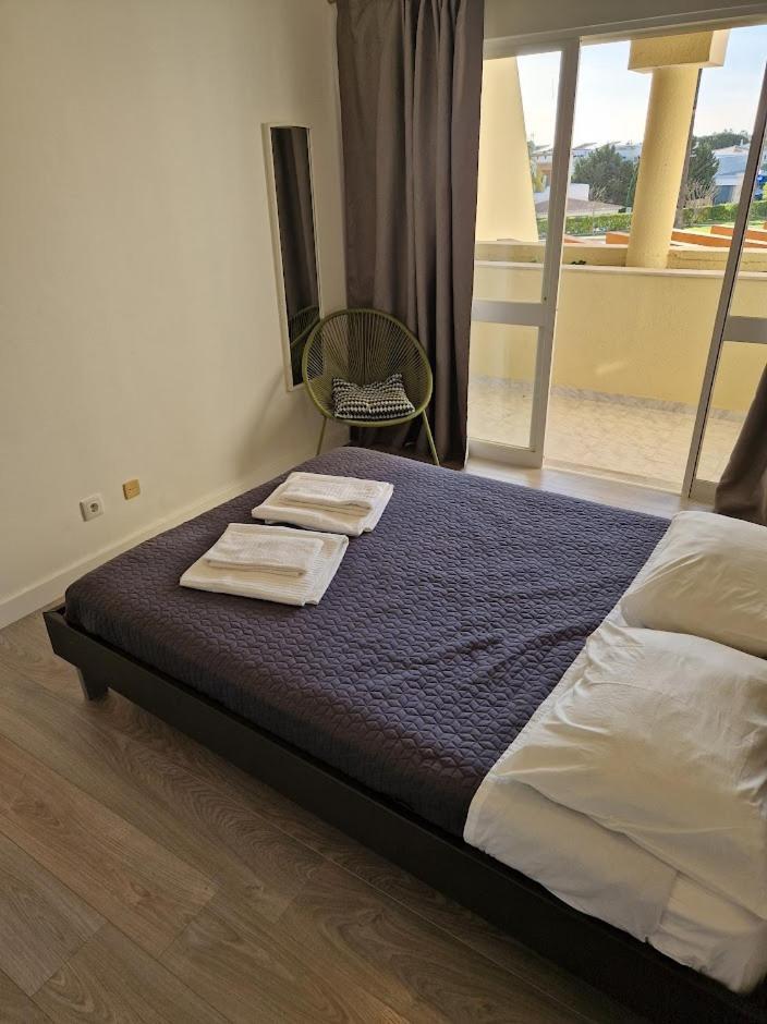 Apartamento T2 Palmeira Gale-Praia Da Gale Guia  Exteriér fotografie