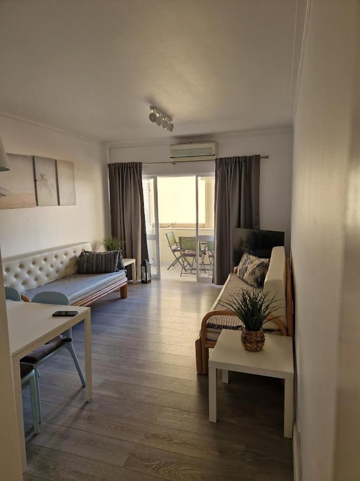 Apartamento T2 Palmeira Gale-Praia Da Gale Guia  Exteriér fotografie